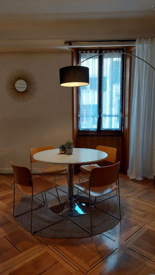 Le Vintage - Appartement En Plein Coeur De La Vieille Ville Annecy Buitenkant foto