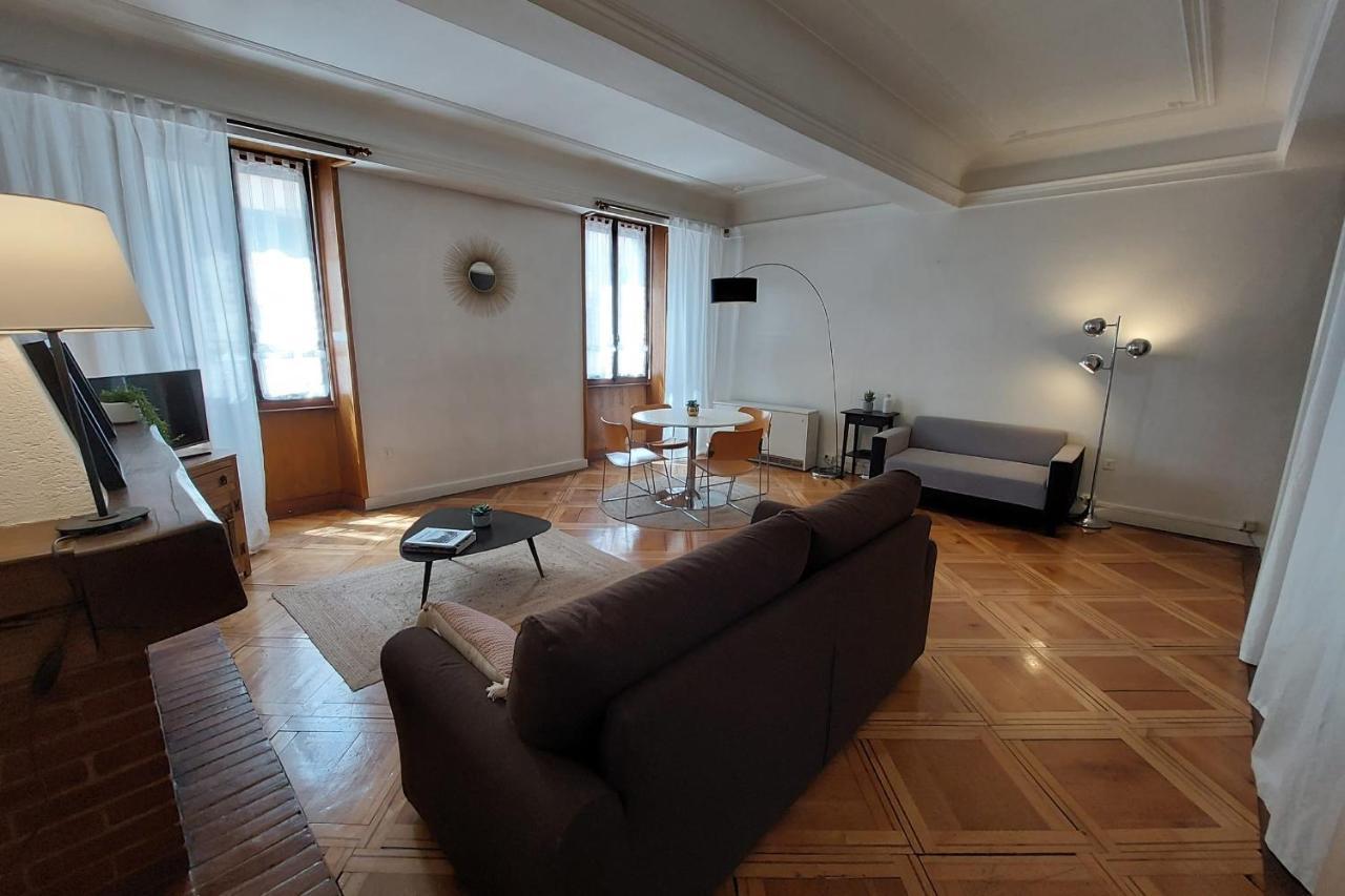 Le Vintage - Appartement En Plein Coeur De La Vieille Ville Annecy Buitenkant foto